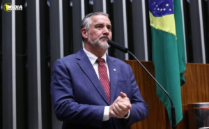 Câmara aprova criação do Dia Nacional do Vinho no Brasil